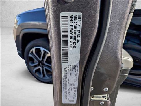 Used 2024 Jeep Compass Limited image 22