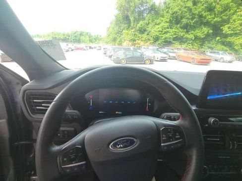 Used 2024 Ford Escape ST-Line FWD image 7