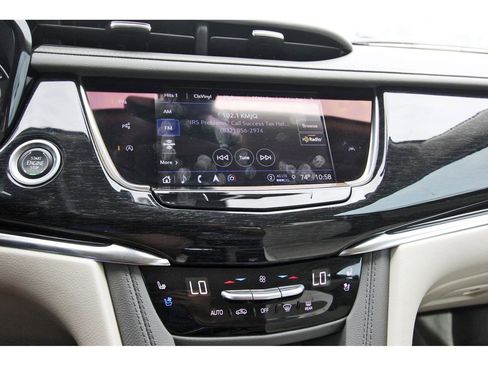 Used 2023 Cadillac XT6 Premium Luxury w/ Technology Package image 13