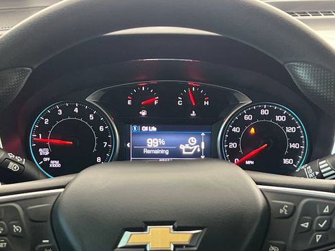 Used 2023 Chevrolet Equinox LT w/ LPO, Floor Liner Package AWD/4WD image 17
