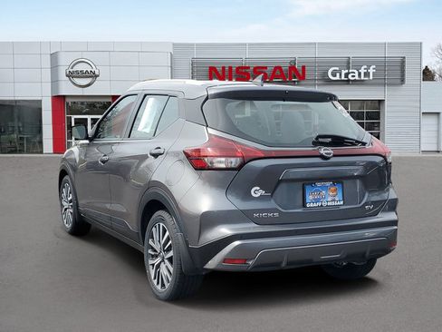 Certified 2024 Nissan Kicks SV FWD image 4