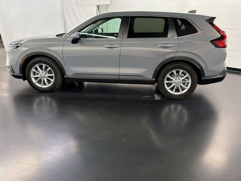 Certified 2025 Honda CR-V EX image 2