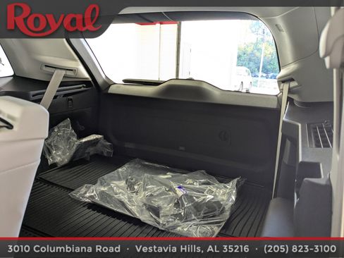 Used 2022 Volvo XC90 T6 Inscription w/ Advanced Package image 18