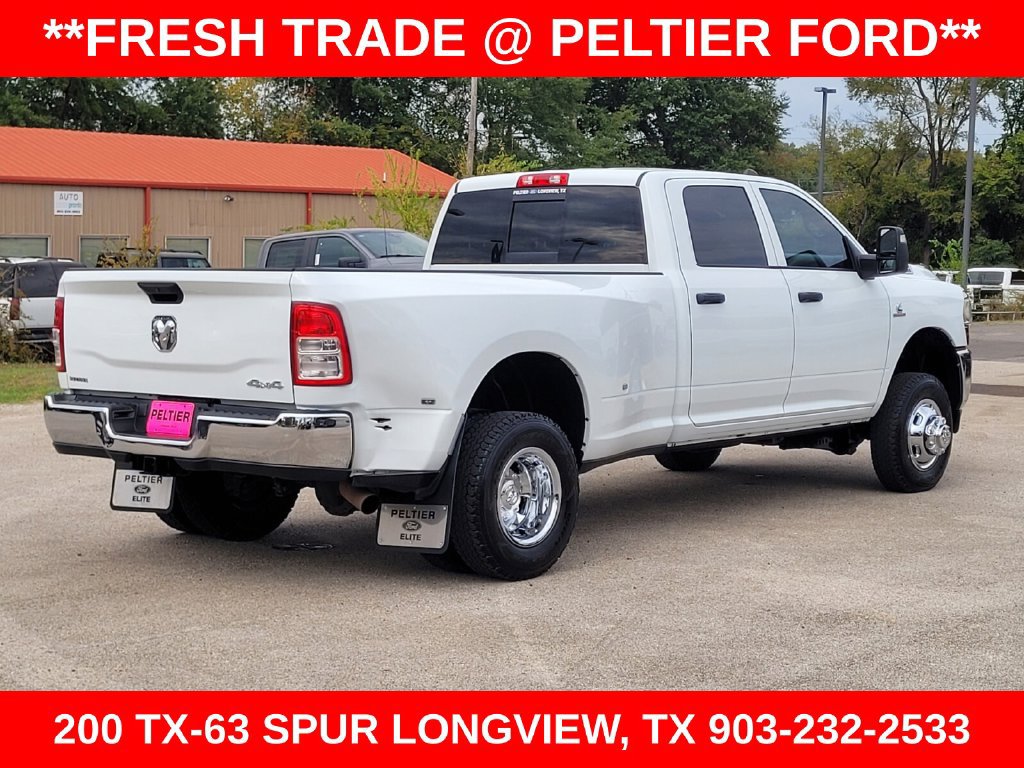 Used 2024 RAM 3500 Tradesman w/ Chrome Appearance Group AWD/4WD image 4