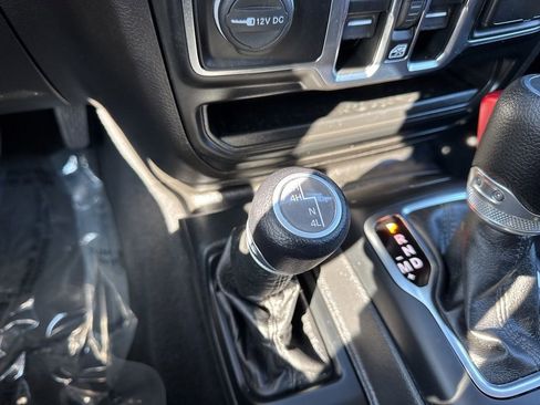 Used 2021 Jeep Wrangler Unlimited Sport image 22