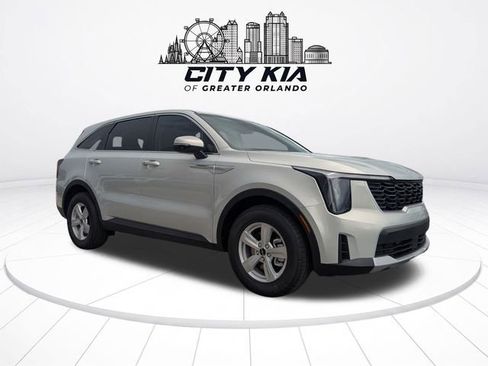 New 2026 Kia Sorento LX FWD image 9