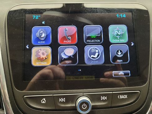 Used 2018 Chevrolet Equinox LT w/ Sun & Infotainment Package FWD image 25