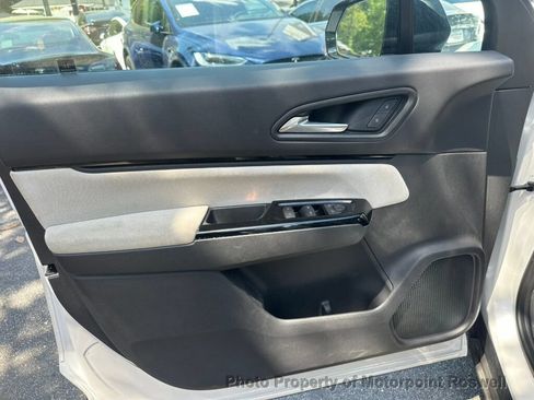 Used 2024 Honda Prologue EX image 10