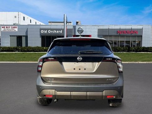 Used 2025 Nissan Kicks SV image 5