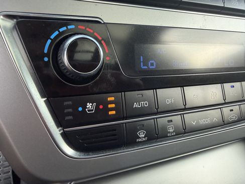 Used 2015 Hyundai Sonata Limited 2.0T FWD image 27