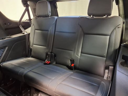 Used 2022 GMC Yukon SLT image 26
