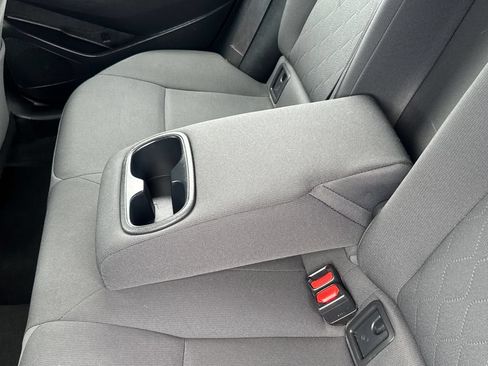 Used 2020 Toyota Corolla LE FWD image 35