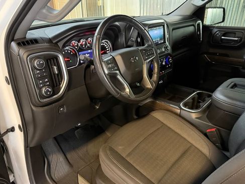 Used 2021 Chevrolet Silverado 1500 RST w/ Z71 Off-Road Package AWD/4WD image 10