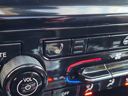 Used 2023 Jeep Grand Cherokee 4WD 4xe image 22