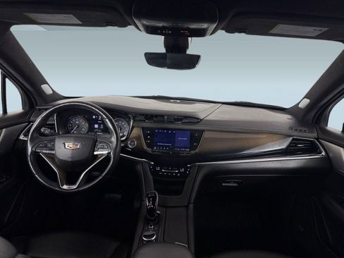 Used 2020 Cadillac XT6 FWD image 15