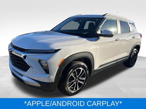 Used 2024 Chevrolet TrailBlazer LT AWD/4WD image 6