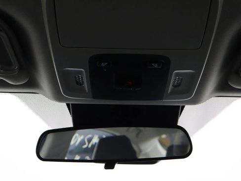 Used 2025 Toyota Camry LE image 18