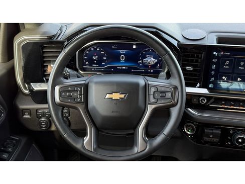 Certified 2023 Chevrolet Silverado 1500 High Country w/ Z71 Off-Road Package image 10