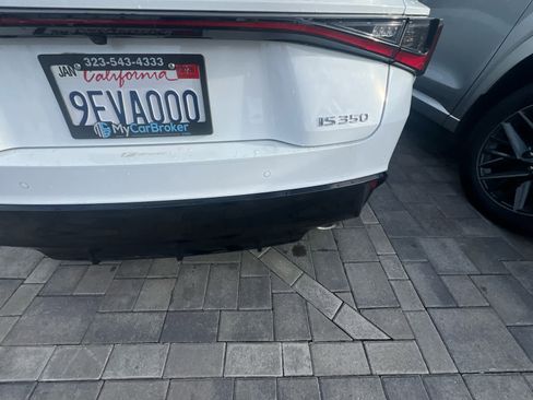 Used 2023 Lexus IS 350 F Sport image 5