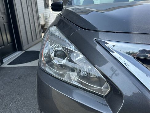Used 2013 Nissan Altima 2.5 SL w/ Technology Pkg FWD image 28