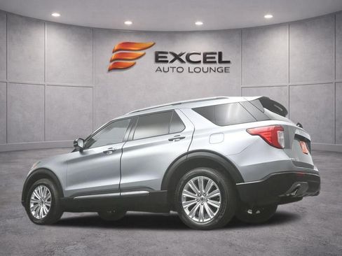 Used 2020 Ford Explorer Limited w/ Hybrid Equipment Group 310A AWD/4WD image 36