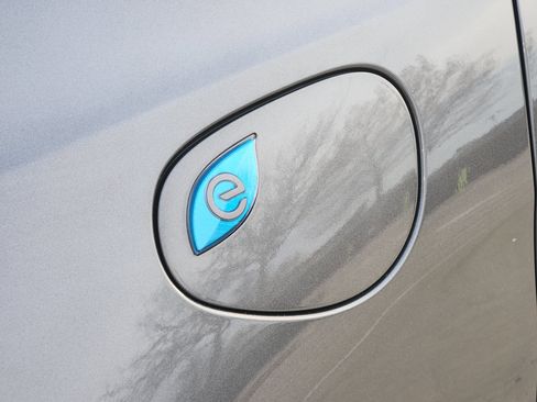 Used 2022 Chrysler Pacifica Limited image 14