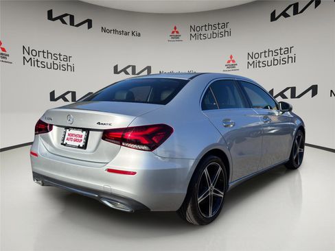 Used 2022 Mercedes-Benz A 220 4MATIC image 4