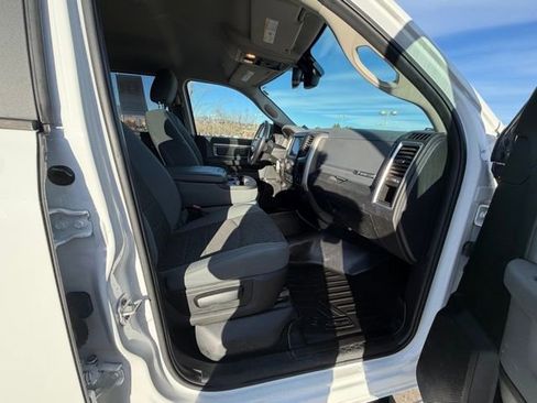 Used 2018 RAM 1500 Big Horn image 30
