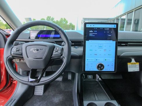 New 2024 Ford Mustang Mach-E Select w/ Comfort Package Lite image 29