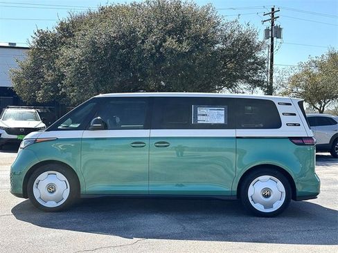 New 2025 Volkswagen ID. Buzz 1st Edition image 5