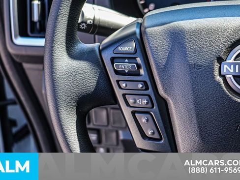 Certified 2025 Nissan Frontier SV image 31