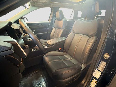 Used 2025 MAZDA CX-50 AWD 2.5 Hybrid w/ Premium Pkg image 13