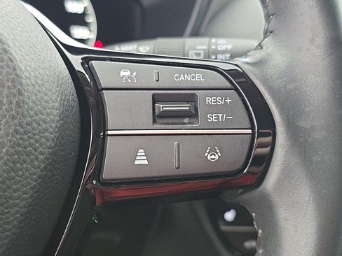 Used 2025 Honda HR-V EX-L image 17
