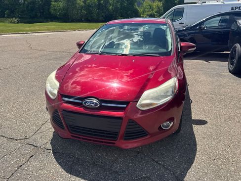 Used 2013 Ford Focus SE FWD image 23