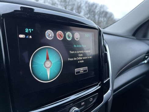 Used 2019 Chevrolet Traverse LT image 14