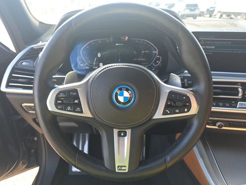 Used 2022 BMW X5 xDrive45e w/ M Sport Package image 8