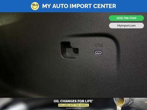 Used 2024 Chevrolet Traverse Z71 AWD/4WD image 28