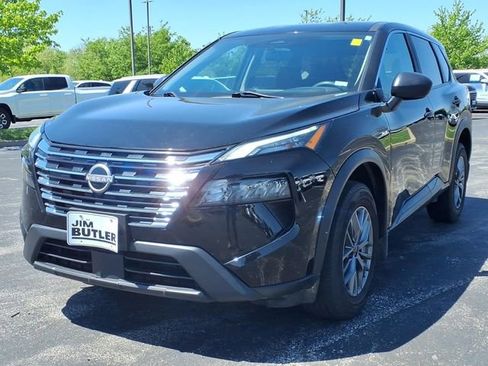 Used 2024 Nissan Rogue S AWD/4WD image 1