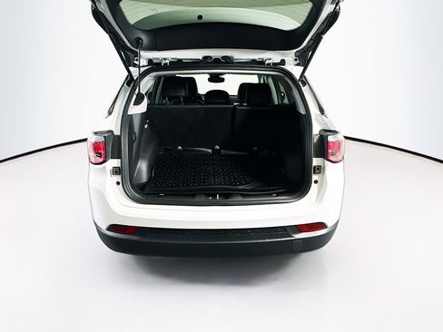 Used 2022 Jeep Compass Latitude w/ Convenience Group image 30