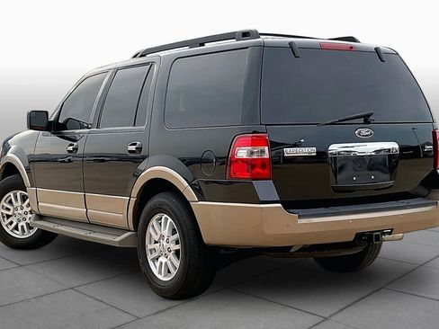 Used 2014 Ford Expedition XLT w/ Equipment Group 202A RWD image 13