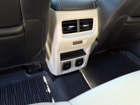 Used 2017 Ford Edge Titanium w/ Equipment Group 302A image 12