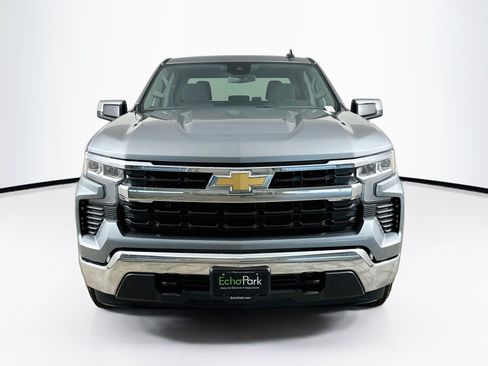 Used 2023 Chevrolet Silverado 1500 LT AWD/4WD image 2