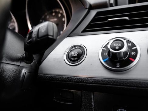 Used 2012 BMW Z4 sDrive28i image 22