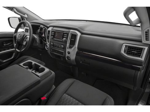 Used 2018 Nissan Titan SV w/ SV Convenience Package RWD image 10