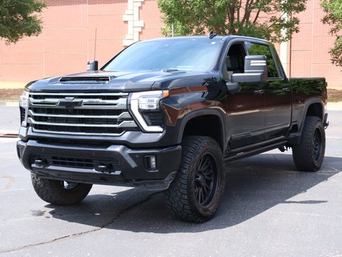 Used 2024 Chevrolet Silverado 2500 High Country w/ Midnight Edition AWD/4WD image 34