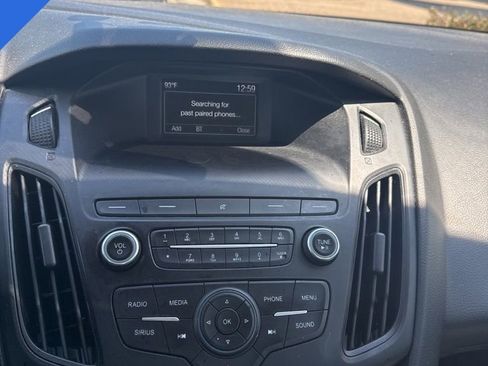 Used 2018 Ford Focus SE image 8