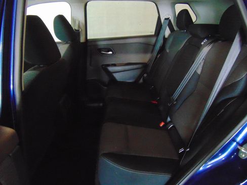 Used 2023 Nissan Rogue SV FWD image 10