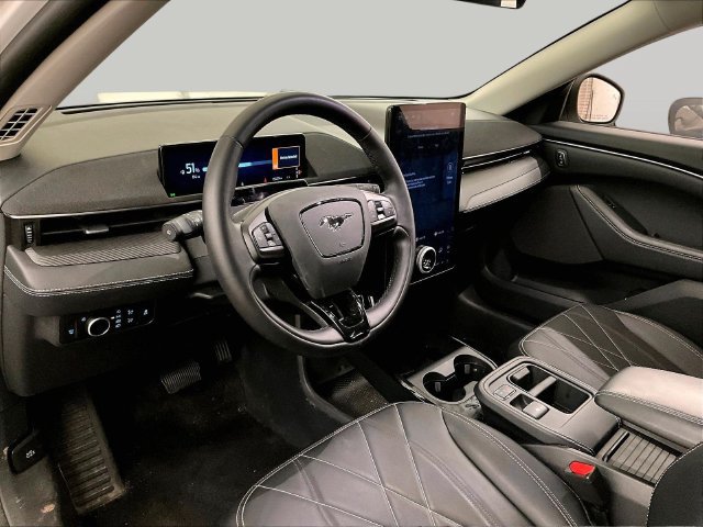 Certified 2025 Ford Mustang Mach-E Select w/ Comfort Package Lite AWD/4WD image 12