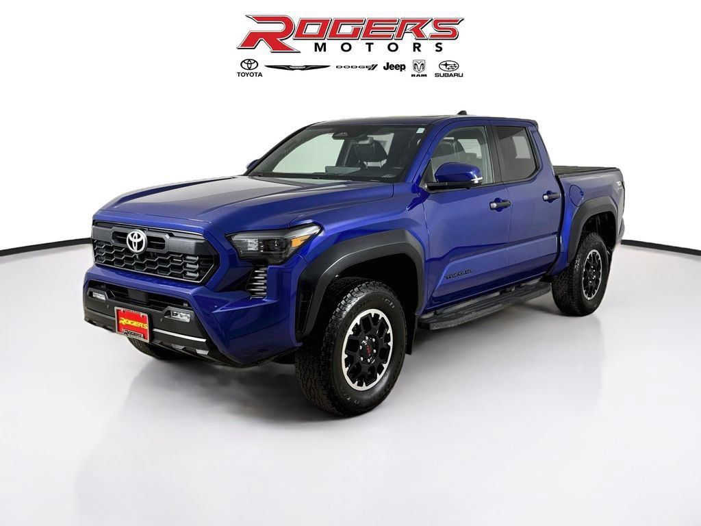 Used 2024 Toyota Tacoma TRD Off-Road w/ TRD Off Road Premium Package AWD/4WD image 8