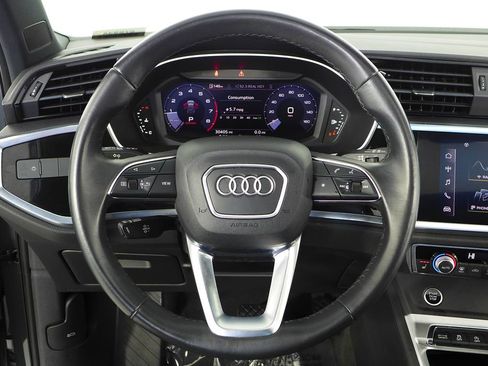 Used 2022 Audi Q3 2.0T Premium w/ Convenience Package image 27